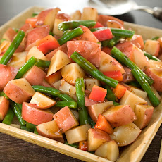Mediterranean Potato & Green Bean Salad