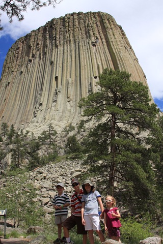 [devils tower[7].jpg]