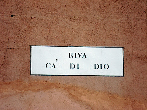Calle de Dio