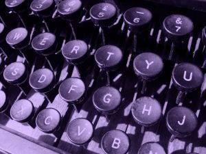 [1004996_antique_typing_keyboard[8].jpg]