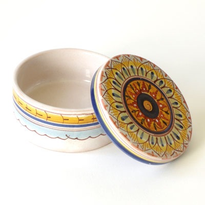 [confettijewelryboxsmall2.jpg]