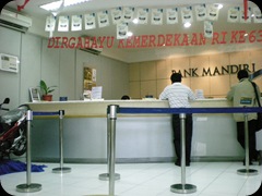 Bank Mandiri Darmo Park 2399