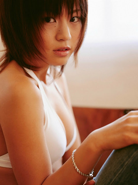 Misako Yasuda yasuda_w2_23.jpg VYJ200505