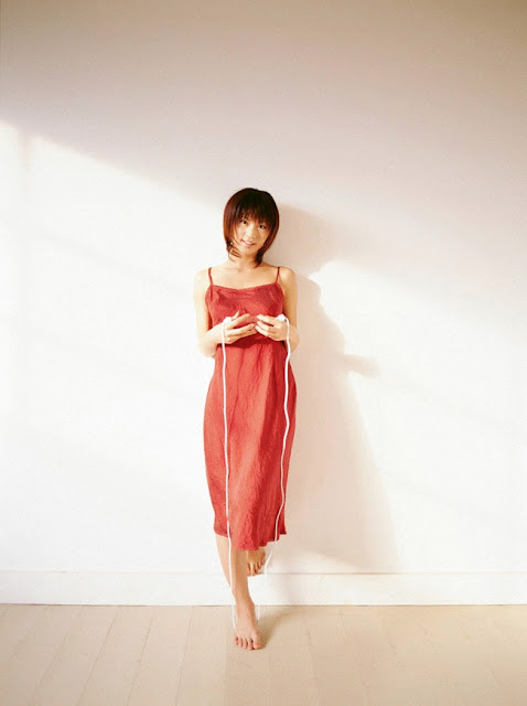 Misako Yasuda yasuda_w3_02.jpg VYJ200505