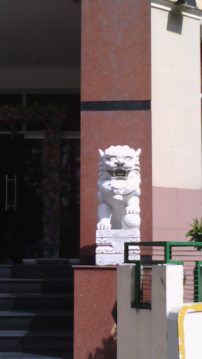 Phuc An Khang Lion Statue