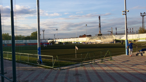 Футбольный стадион