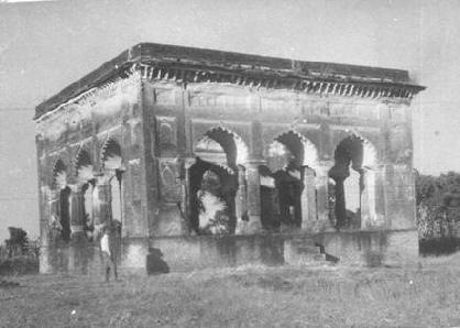 Pavilion Mumtaz Buried