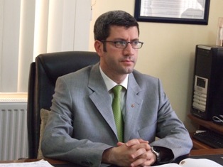 [muharrem erbey[2].jpg]