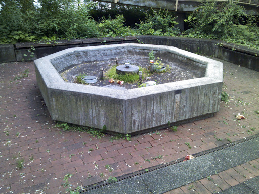 Achteck Fountain