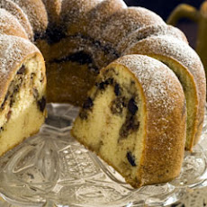 Streusel-filled Bundt Cake