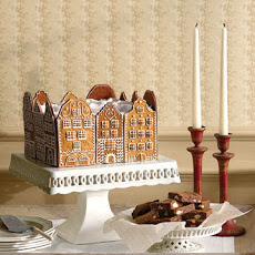 Gingerbread Town-Square Cake