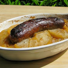Bratwurst With Apples, Onion, and Sauerkraut