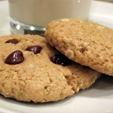 Vegan Peanut Butter Chocolate Chip Oatmeal Cookies