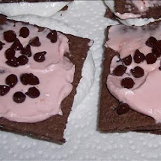Strawberry Chocolate Chip Cheesecake S'mores