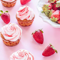 Strawberry Meringue Cupcakes