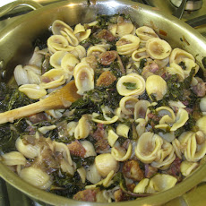 Orrechiette with red Kale and Bacon cubes