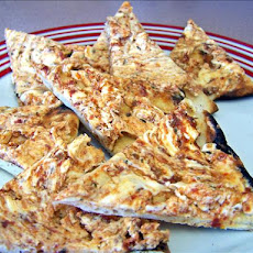 Pita Triangles With Sun-Dried Tomato/Basil Dip