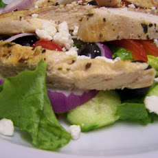 Greek Salad With Grilled Chicken