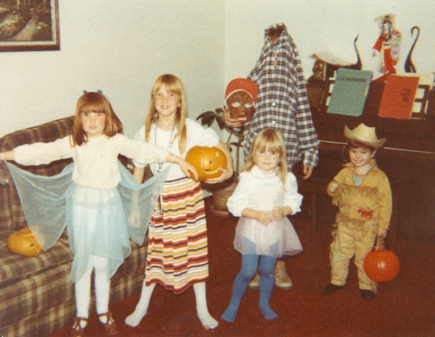 [1982_10[4].jpg]