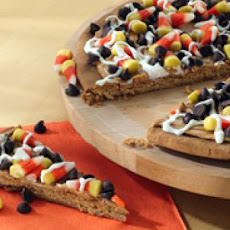 Halloween Cookie Pizza