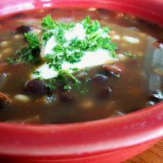 Easy Vegetarian Black Bean Tortilla Soup