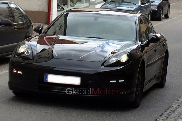 [porsche-panamera-7[5].jpg]