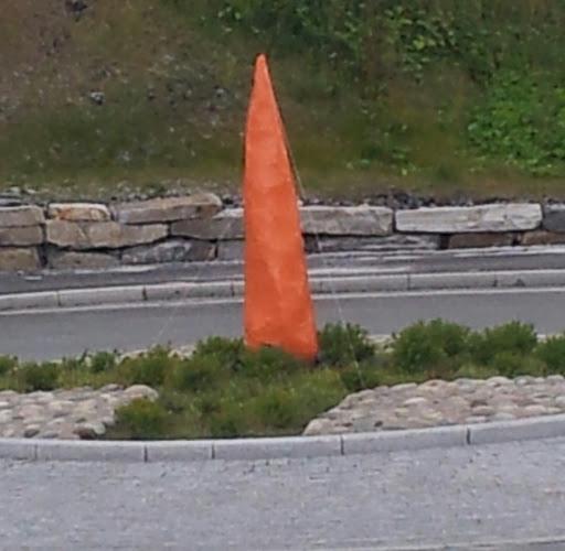 Carrot Statue - Valnesfjord