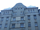 1910 Building