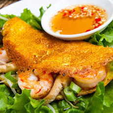 Bánh Xèo (Savoury Vietnamese Crepes Stuffed with Shrimp and Mushrooms)