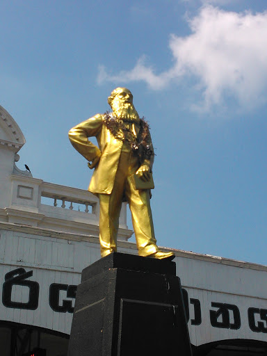 Henry Olcott Statue