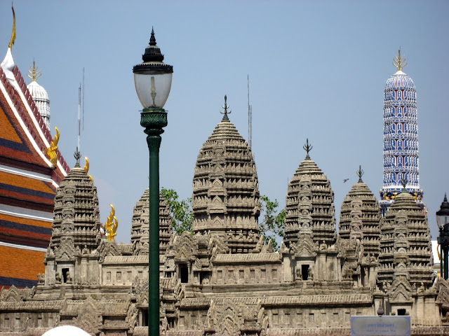 [Bangkok 323.jpg]