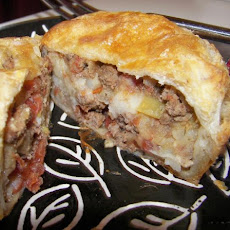 Traditional English Beef & Potato Picnic Pies - Pasties