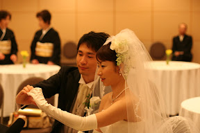 結婚式の新郎新婦のスナップ写真の撮影の結婚
