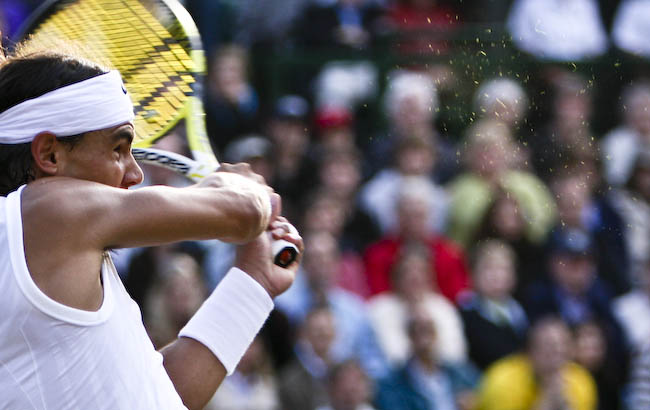 IMAGE: http://lh3.ggpht.com/simon.bills/SHPUXW2iaYI/AAAAAAAAIOE/JbzkSomL_u8/s800/Wimbledon%20Final-75.jpg