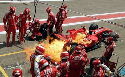 felipe massa, pilot f1, 2007, red, ferrari, fire, flame, car, burning car, accident, f1, formula one, pits, pit stop,