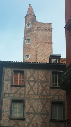 Toulouse, Maison A Colombages Et Capitouls