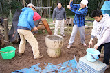 おもちをついてるのは、太宰府から来てくれた石川さんと里奏園の寄元さん。