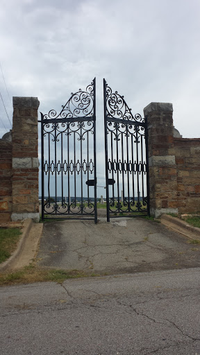Sallisaw Cemetery North Gate