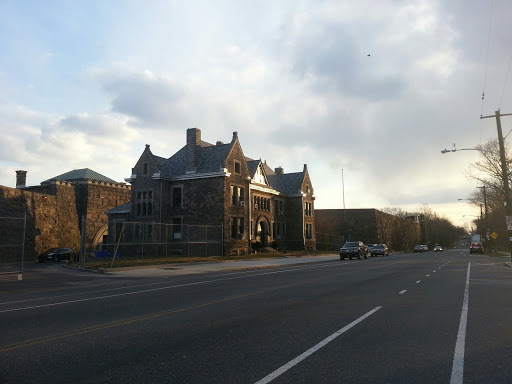 Holmesburg Prison