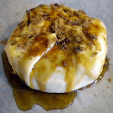 Baked Brie with Quebec Maple Syrup