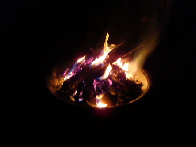 [Fireplace, Fire pit and Halloween decorations 033[2].jpg]