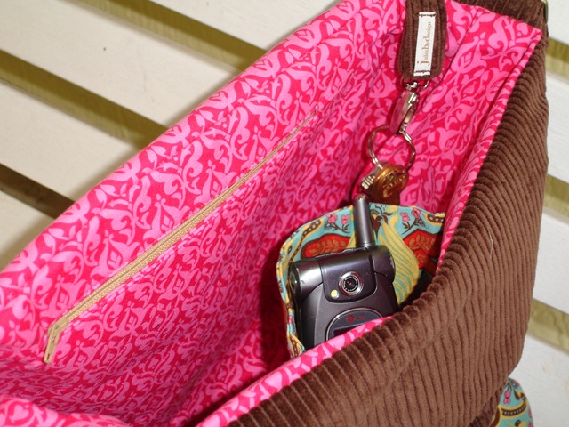 [Bees & Dragonfly 003[7].jpg]