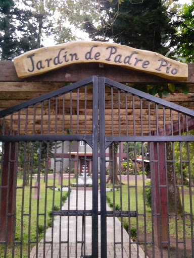 Jardin De Padre Pio