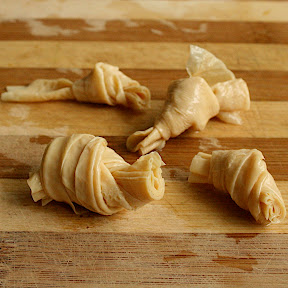 Petits noeuds de peau de lait de soja