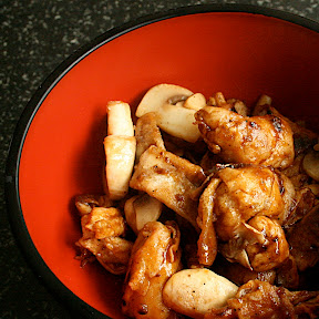 Petits noeuds de peau de lait de soja sauce Général Tao