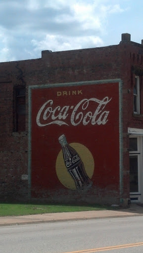Cola Mural Stroud 