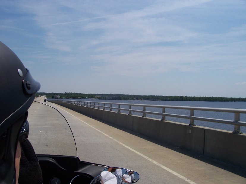 [100_1194m8.jpg]