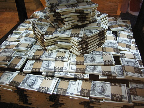 [dinero[10].jpg]