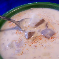 Potato Soup With Green Chilies and Cheese
