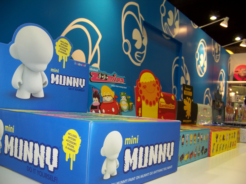 [cci_kidrobot[2].jpg]